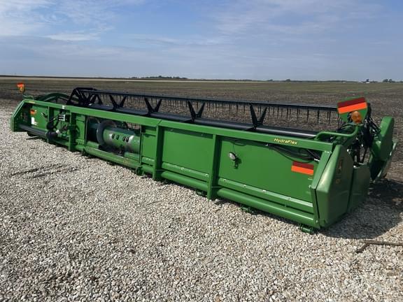 Image of John Deere 625F equipment image 2