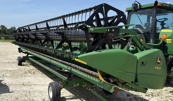 Image of John Deere 630F equipment image 1