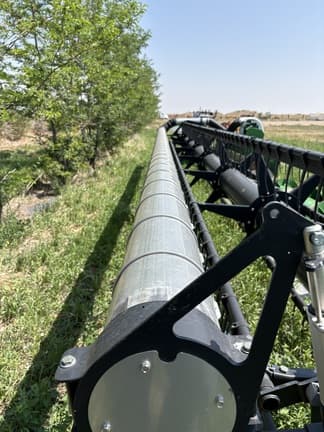 Image of John Deere 630F equipment image 3