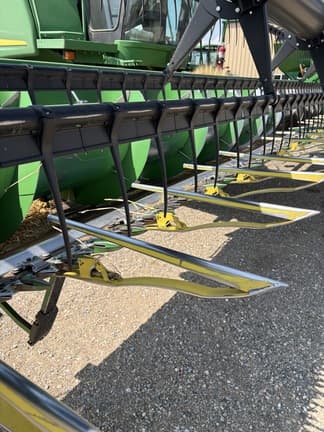 Image of John Deere 630R equipment image 2