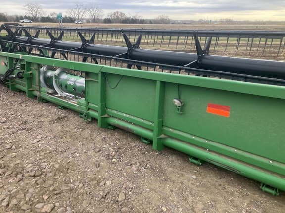 Image of John Deere 635F equipment image 1