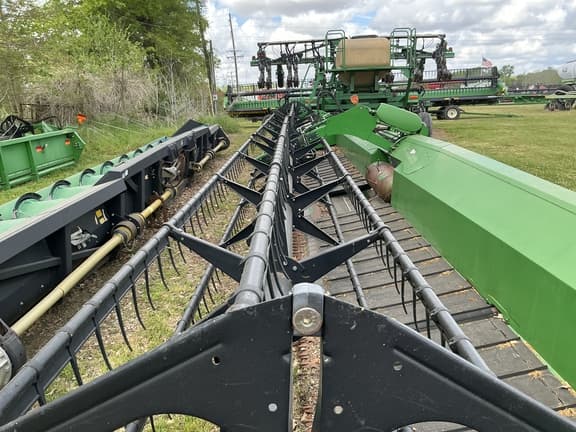 Image of John Deere 640FD equipment image 3