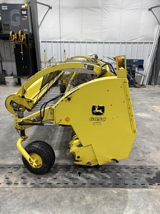 Image of John Deere 645C equipment image 3