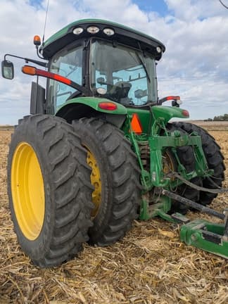 Image of John Deere 7200R equipment image 2