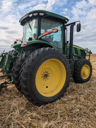 Image of John Deere 7200R equipment image 4