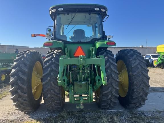 Image of John Deere 7200R equipment image 2