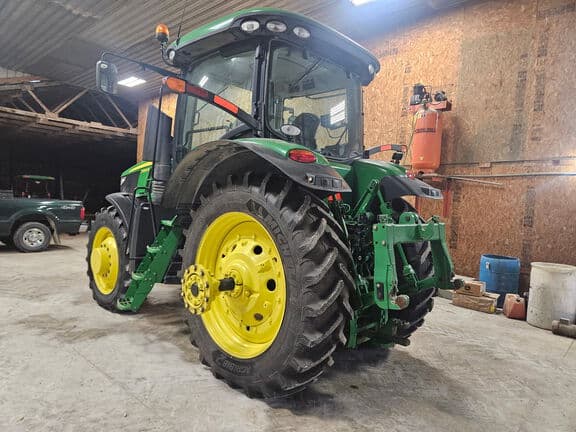 Image of John Deere 7230R equipment image 1