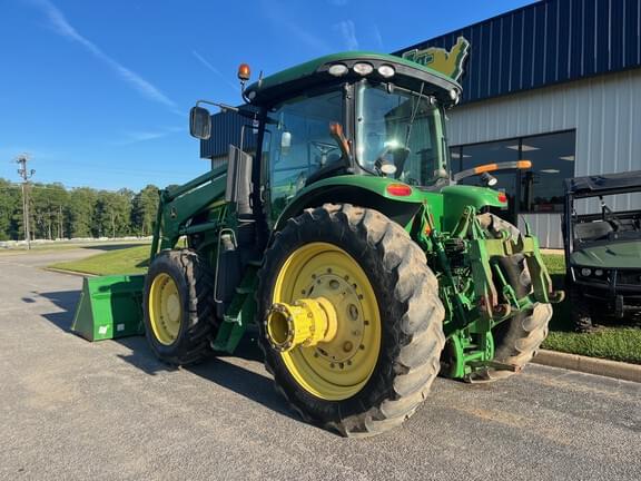 Image of John Deere 7260R equipment image 1