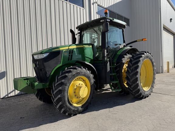 Image of John Deere 7280R equipment image 1