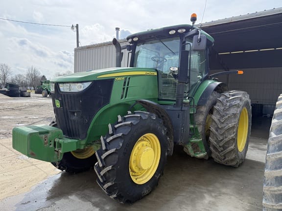2012 John Deere 7280R Equipment Image0