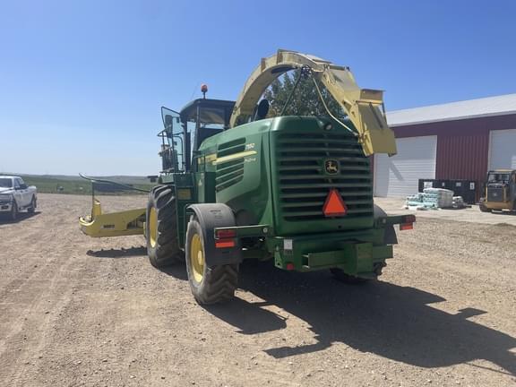 Image of John Deere 7550 equipment image 4
