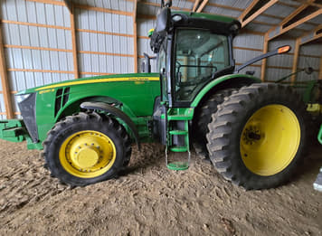 Main image John Deere 8235R