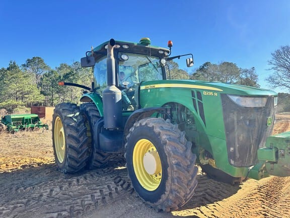 2012 John Deere 8235R Equipment Image0