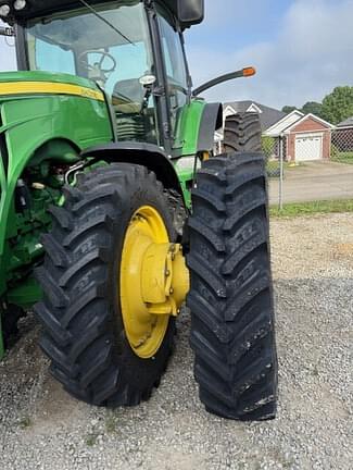 Image of John Deere 8285R Primary image