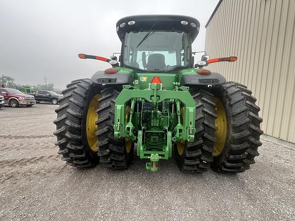 Image of John Deere 8310R equipment image 3