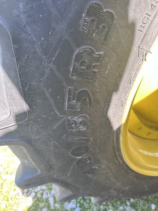 Image of John Deere 8310R equipment image 3