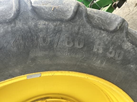 Image of John Deere 8310R equipment image 4