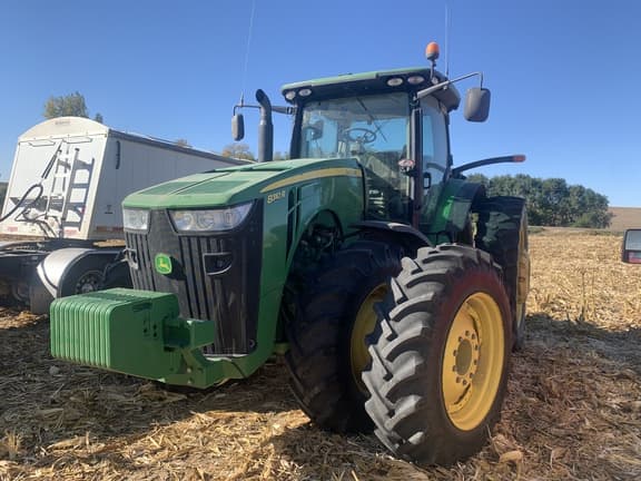 Image of John Deere 8310R equipment image 1