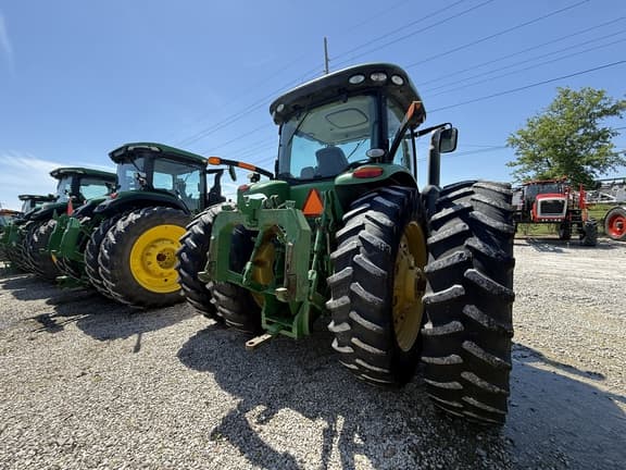 Image of John Deere 8310R equipment image 2