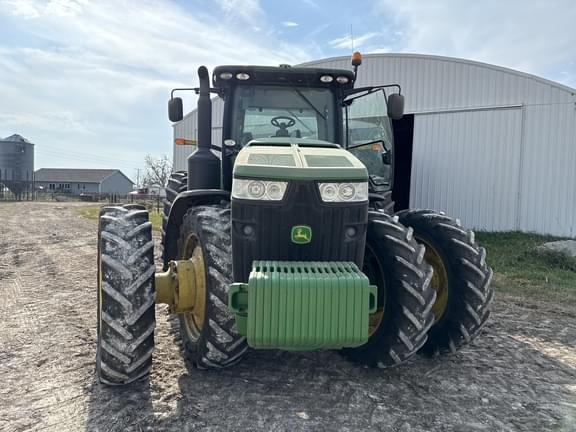Image of John Deere 8335R equipment image 2