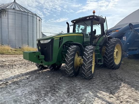 Image of John Deere 8335R equipment image 3