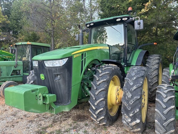 2012 John Deere 8335R Equipment Image0
