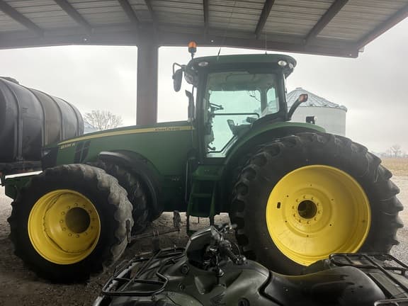 Image of John Deere 8335R equipment image 4