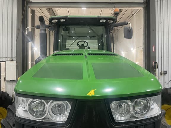 Image of John Deere 8335R equipment image 4