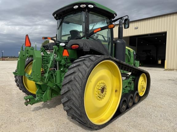 Image of John Deere 8335RT equipment image 4