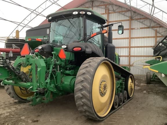 Image of John Deere 8335RT equipment image 2