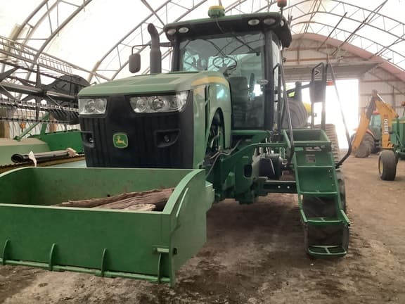 Image of John Deere 8335RT equipment image 3