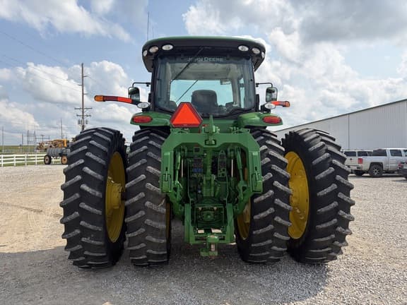 Image of John Deere 8360R equipment image 3