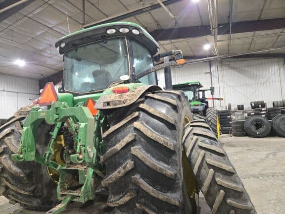 Image of John Deere 8360R equipment image 3