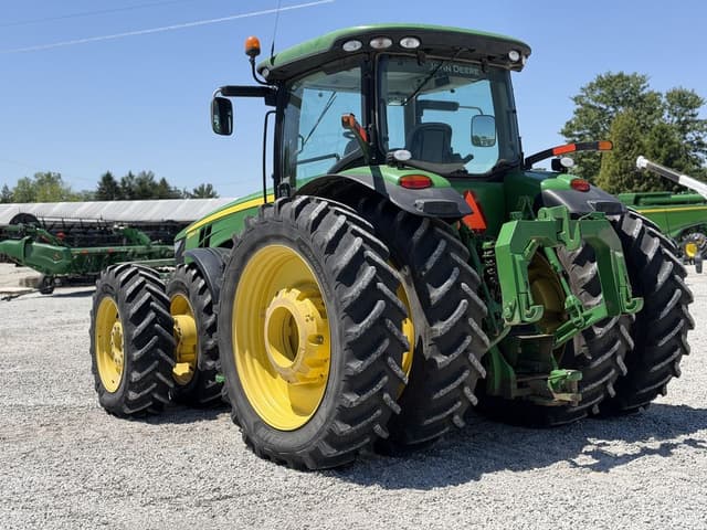 Image of John Deere 8360R equipment image 4