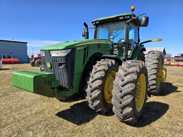 Image of John Deere 8360R equipment image 1