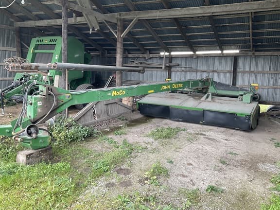 Image of John Deere 946 equipment image 1