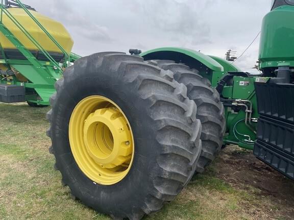 Image of John Deere 9460R equipment image 1