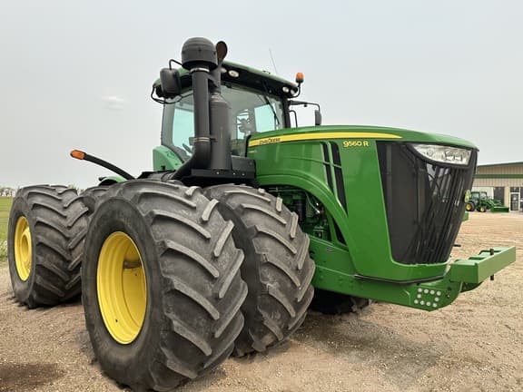Image of John Deere 9560R equipment image 3