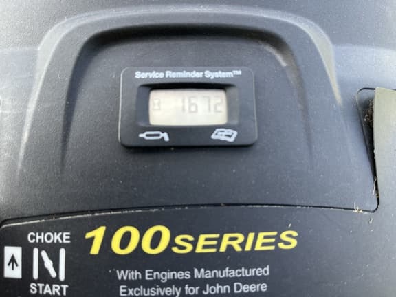 Image of John Deere D110 equipment image 4