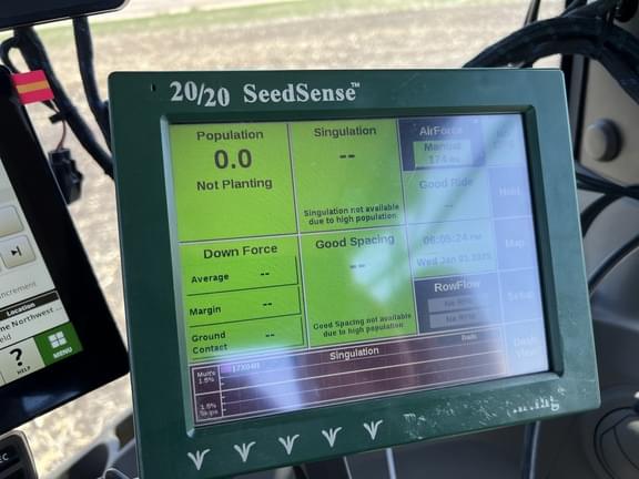 Image of John Deere DB66 equipment image 2