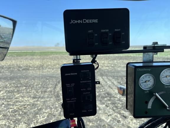 Image of John Deere DB66 equipment image 3