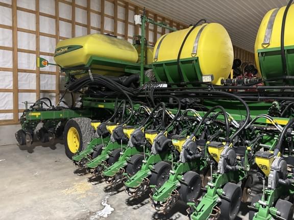 Image of John Deere DB80 equipment image 3