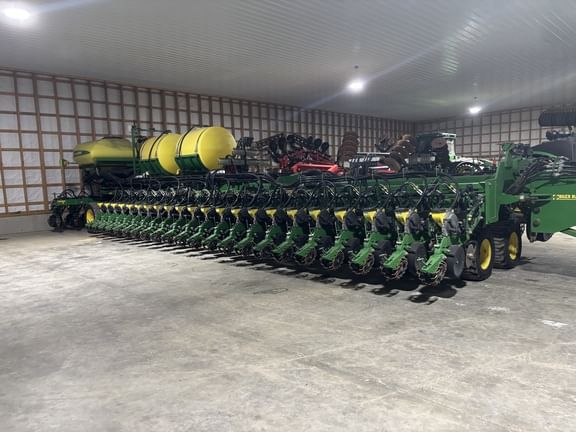 2012 John Deere DB80 Equipment Image0