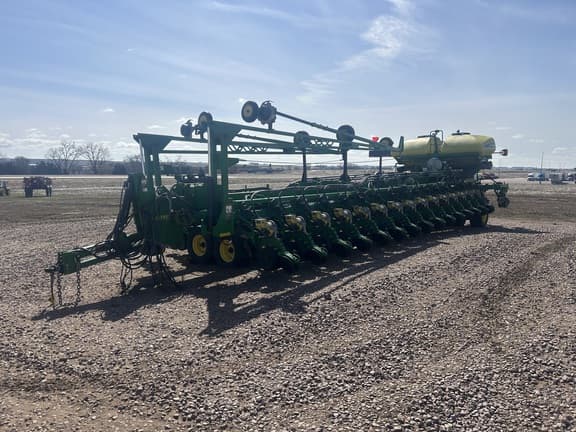 Image of John Deere DB90 equipment image 1