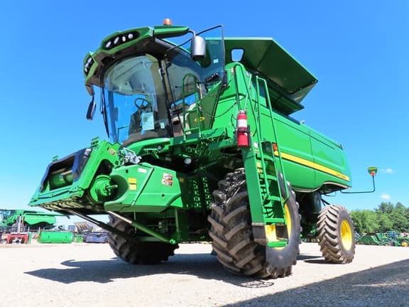 Image of John Deere S550 equipment image 4