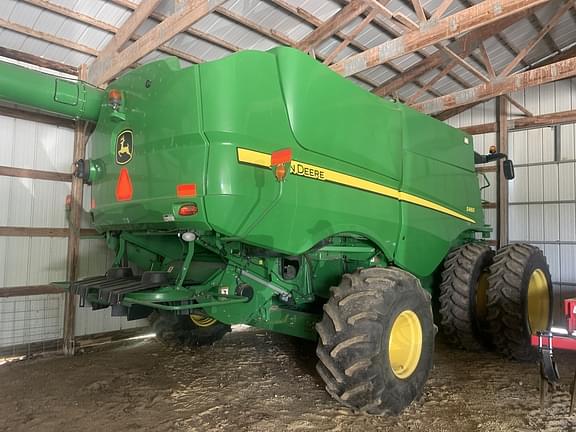 Image of John Deere S660 equipment image 1