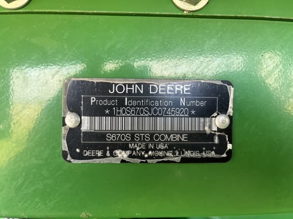Image of John Deere S670 equipment image 3