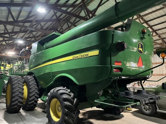 Image of John Deere S670 Primary image