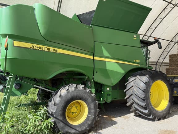 Image of John Deere S680 equipment image 2