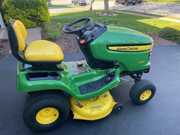 Image of John Deere X300 Primary image